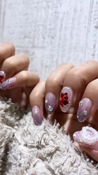 ネイル 13日3980円‼️ マグもデザインも◎のネイルデザイン