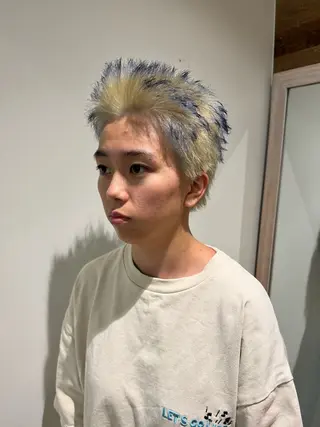 ショート カラー 吉留 文月のヘアスタイル