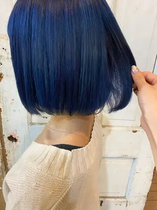 ミディアム カラー clomus所属・YUKA艶髪 🌸寛ぎ部屋のヘアスタイル