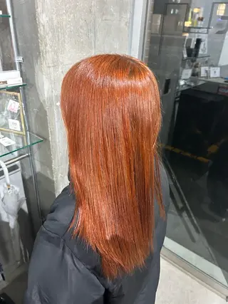 セミロング カラー 凸凹 art所属・成田 有沙のヘアスタイル