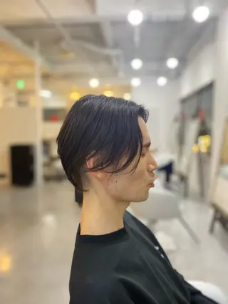 ショート 越坂部 桃子のヘアスタイル