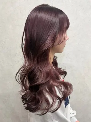 ロング maya レイヤーカットのヘアスタイル