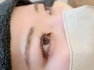 マツエク・マツパ 関口 友菜のヘアスタイル