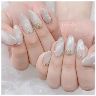 ネイル ＶＩＶＩ nailsalonのネイルデザイン