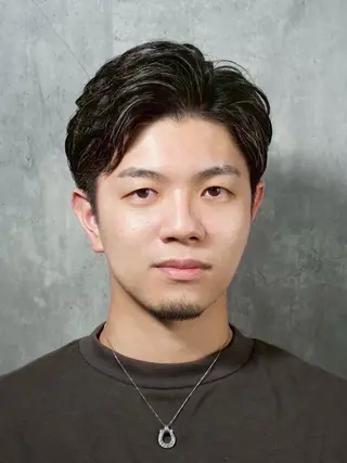 ショート パーマ 鈴木 楓花のヘアスタイル