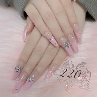 ロング nailsalon 220momokaのネイルデザイン