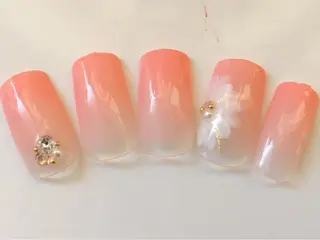 ネイル imymemine所属・渡邊 束紗のネイルデザイン