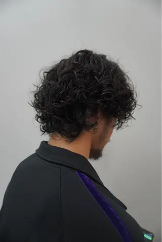 ミディアム パーマ メンズ メンズスタイリスト リュウジのヘアスタイル