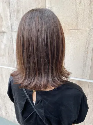ミディアム カラー ブリーチなし✨艶髪 カラー𓃲YAGIのヘアスタイル