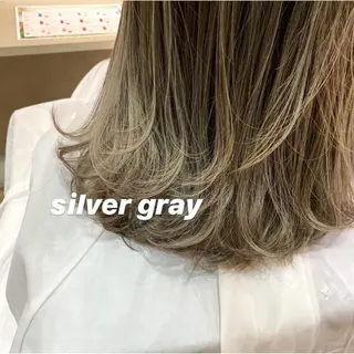 セミロング カラー 会社OKなのに、 ちゃんと可愛い🤎のヘアスタイル