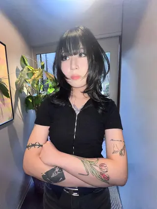 ロング カラー haco＋所属・圧倒的デザイン力 店長🎨RENAのヘアスタイル