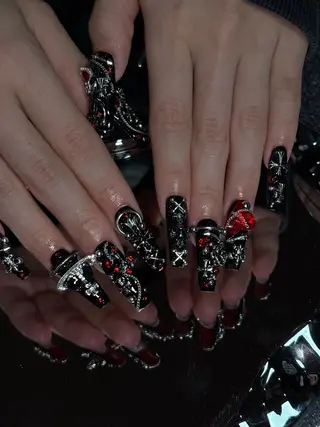 ネイル Dark Honey nozomiのネイルデザイン