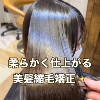 セミロング カラー 脱白髪染め/ 髪質改善/ハクのヘアスタイル