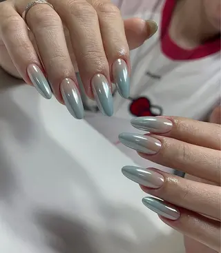 ネイル T. Leeのネイルデザイン