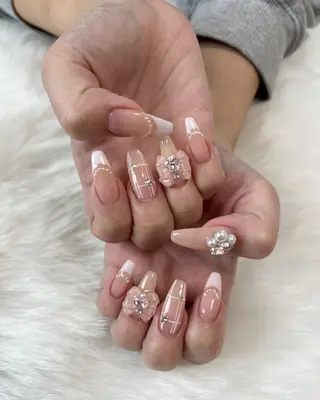 ネイル T aoiのネイルデザイン