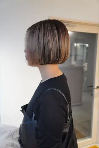 ミディアム 小顔レイヤー×コンパ クトボブ/林隆平のヘアスタイル