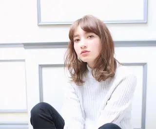 セミロング カラー 山下 直人のヘアスタイル