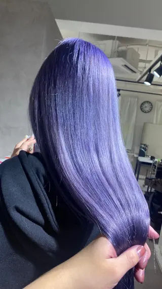 カラー Seleneコウキ ブリーチ/ハイトーンのヘアスタイル