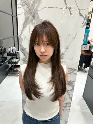 ロング GRANMASH丸川 典太のヘアスタイル