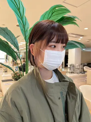 ショート カラー kenje luscaのヘアスタイル