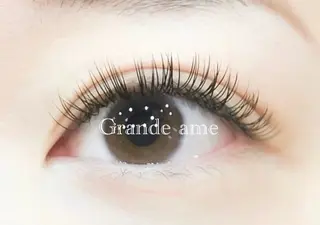 マツエク・マツパ grande  ame八王子みなみ野店所属・三塚 紗衣の眉毛・アイブロウイメージ