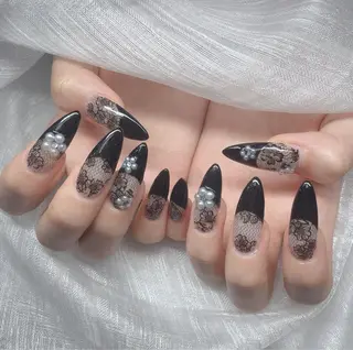 ネイル Lee Nailsのネイルデザイン