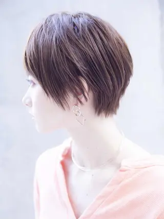 ショート カラー ヘアアレンジ ミニボブ/ブリーチ 🌈MISATOのヘアスタイル