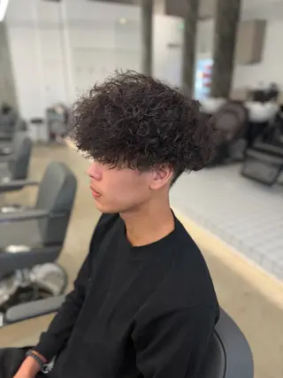 パーマ メンズ パーマ特化/フェザー パーマシャドウ/真生のヘアスタイル