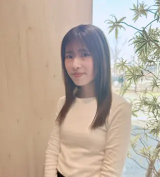 カラー yui nishiwakiのヘアスタイル