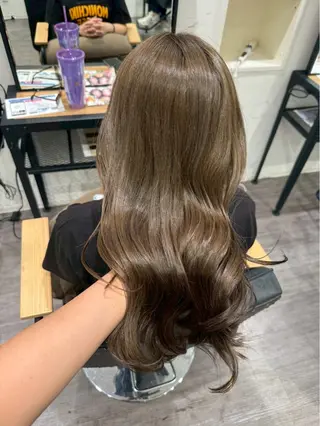 ロング カラー nijika/ カラーリスト🫧のヘアスタイル