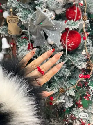 ネイル Hana  NAIL所属・新宿YISInail スカルプ専門店のネイルデザイン