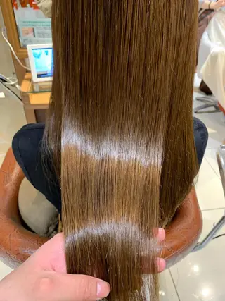 セミロング 新宿メンズパーマ メンズバレイヤージュのヘアスタイル