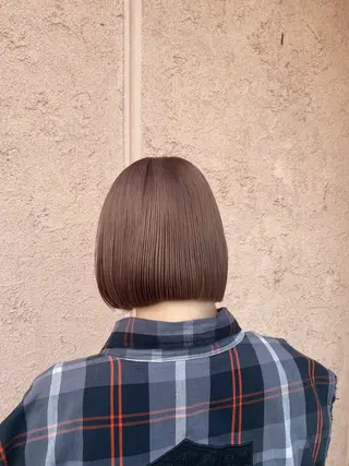 ショート カラー 土屋 愛海のヘアスタイル