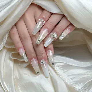 ネイル Maggie Nail🦩のネイルデザイン