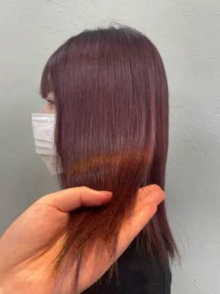 セミロング カラー HIKARI🐈‍⬛ レイヤー×デザインのヘアスタイル