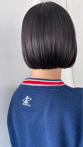 ショート カラー pole/apartment所属・💓パーマ，💗 レイヤーカットのヘアスタイル