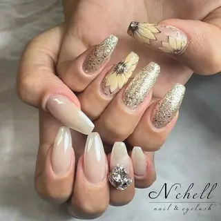 ネイル Nailist Aoiのネイルデザイン