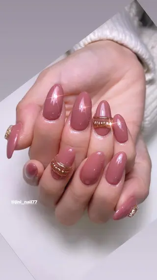 ネイル JINI NAIL所属・ジニ ネイルのネイルデザイン