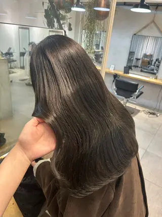 ロング LOE所属・LOE Yuuka/42🩵のヘアスタイル