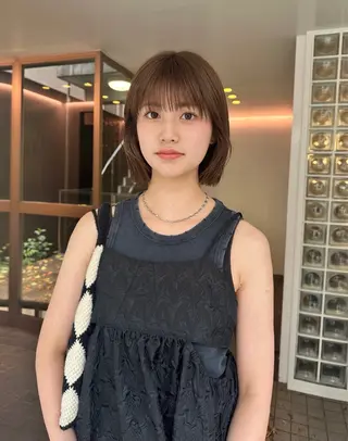 ミディアム カラー ボブ/似合わせ レイヤーcocomoのヘアスタイル