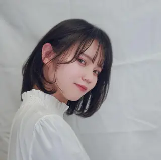 ミディアム 社内カット講師・店長 菅原賢一のヘアスタイル