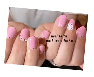 ネイル ﾈｲﾙﾙｰﾑﾘｯｶ 𝐦𝐚𝐲𝐮のネイルデザイン