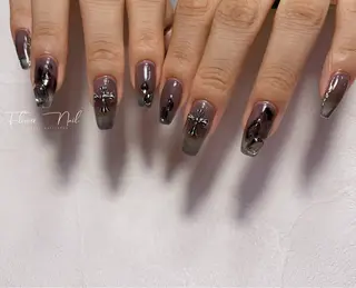 ネイル Flower nailsalon 2号店所属・U M. nailのネイルデザイン