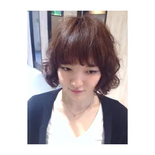 ショート ミディアム セミロング カラー パーマ アオガミ （前髪顔周りカット）のヘアスタイル