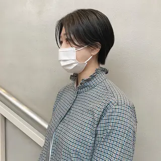 ショート カラー ウルフカット 811 大阪梅田 ウルフのヘアスタイル