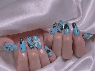 ネイル M2ネイルサロン【長さ出し&フィルイン導入店】所属・長さ出し専門店 RIRIのネイルデザイン