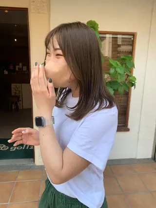 セミロング カラー ヘアアレンジ putri 川邉 優花のヘアスタイル