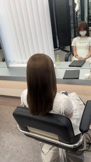 セミロング カラー 髪質改善ストレート Kantaのヘアスタイル