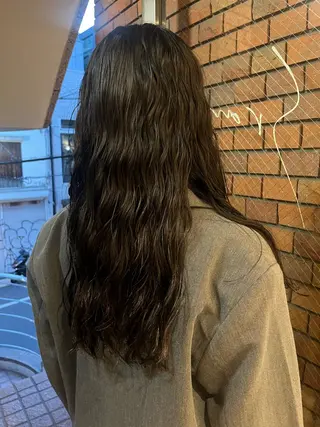 ロング パーマ Sraw代官山所属・HARUKA/暖色 /ハイトーンカラーのヘアスタイル