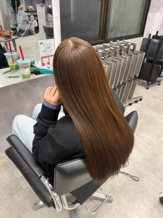 ロング カラー 泉水 彩希のヘアスタイル